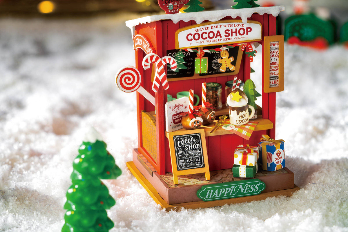 DS042 Rolife Cocoa Shop Xmas DIY House