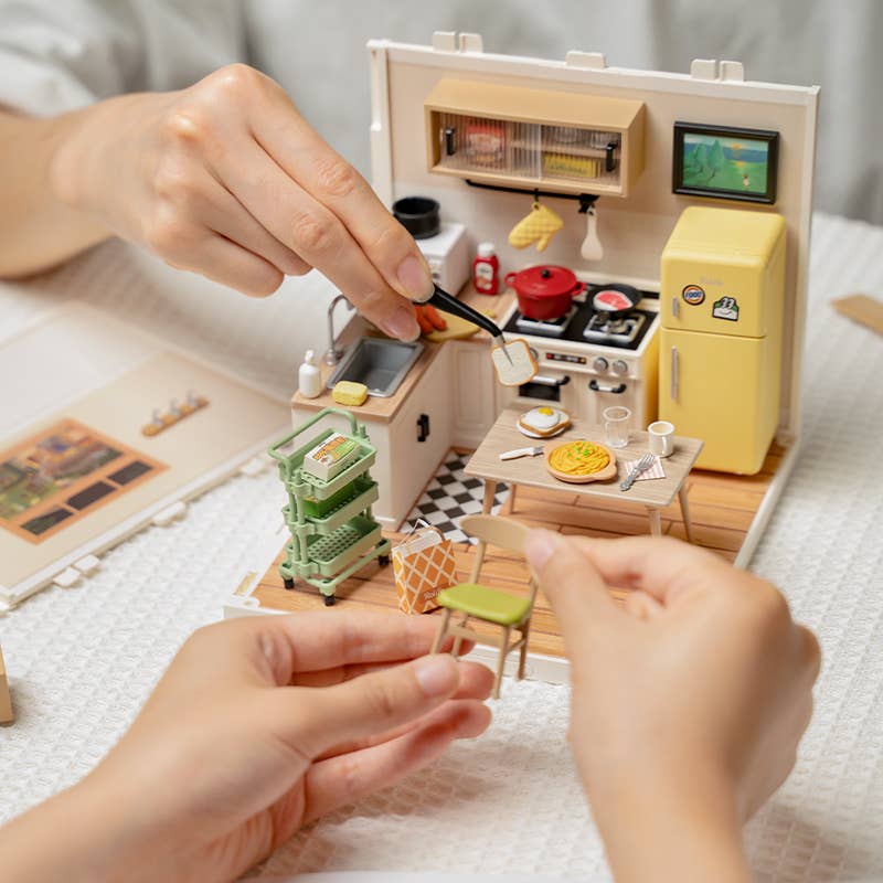 DW008 Happy Meals Kitchen Rolife DIY Miniature House
